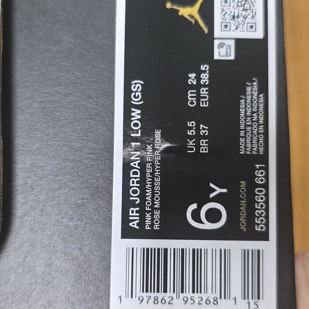 Air Jordan 1 Low GS Pink Foam/Hyper Pink Size Women's 7.5 553560-661 New - Picture 8 of 8